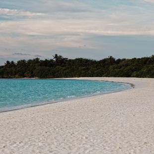 Hanimaadhoo image